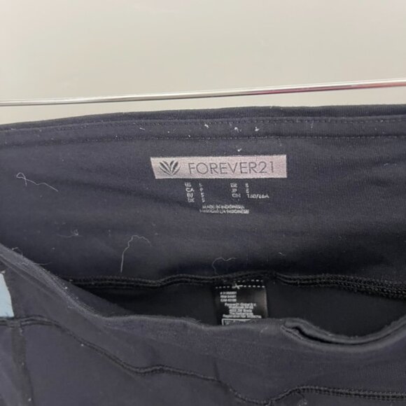 Forever 21 Yoga Pant - Picture 4 of 6